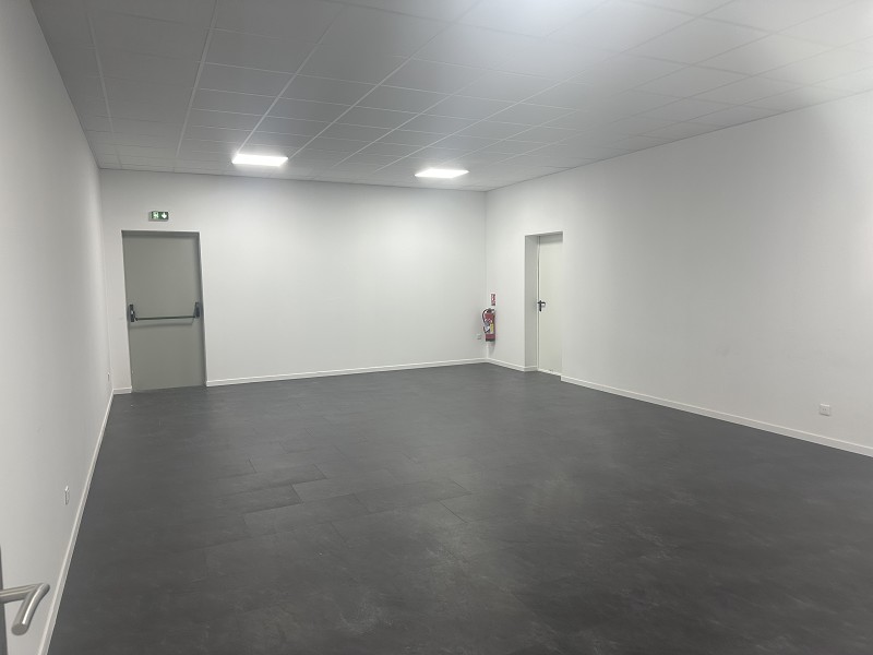 Bureaux à louer - 163.0 m2 - 45 - Loiret