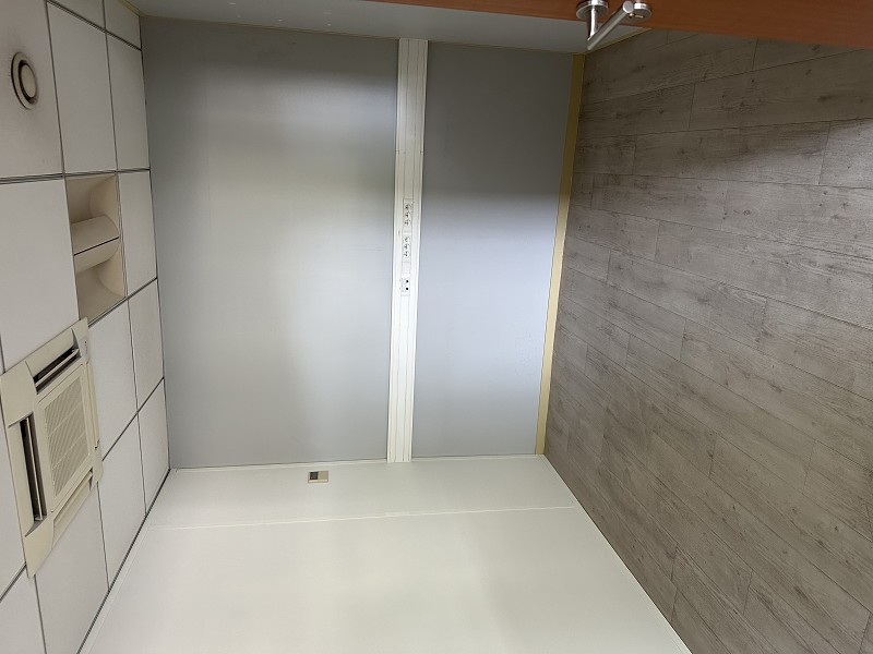 Agrandir la photo Tous commerces à vendre - 128.0 m2 - 45 - Loiret