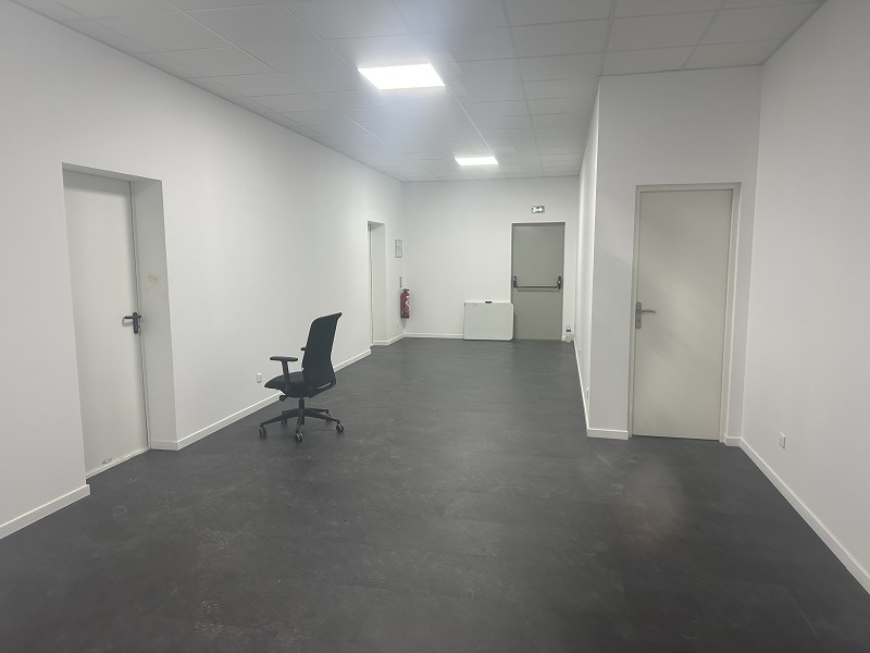 Bureaux à louer - 163.0 m2 - 45 - Loiret