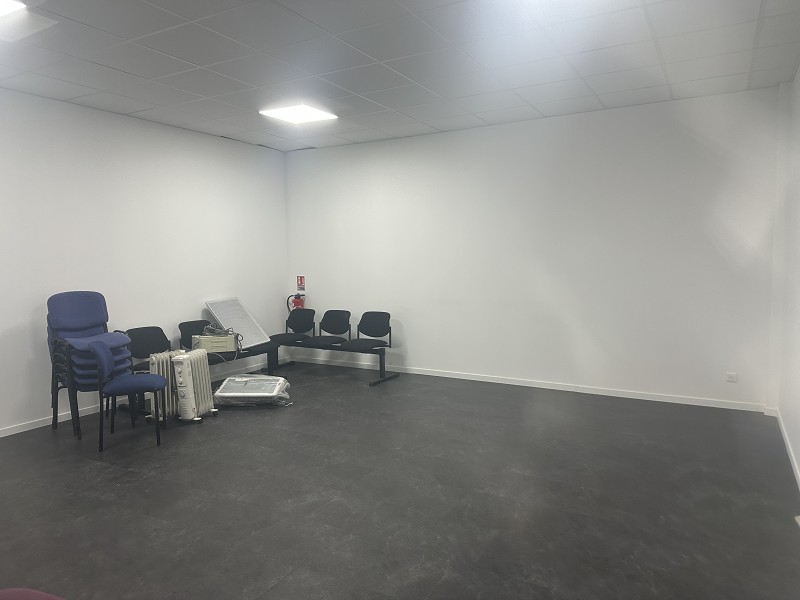 Agrandir la photo Bureaux à louer - 163.0 m2 - 45 - Loiret