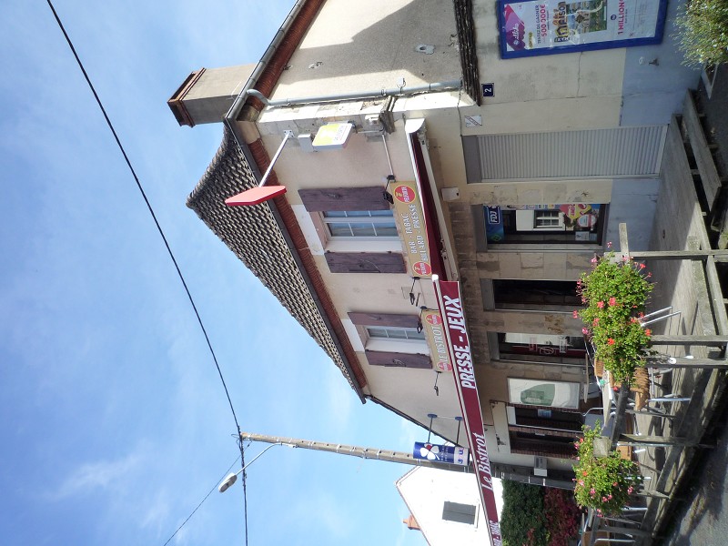 Agrandir la photo Bar à vendre - 180.0 m2 - 45 - Loiret