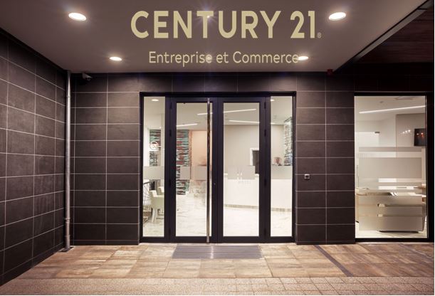 Agrandir la photo Salon de coiffure à vendre - 28.0 m2 - 45 - Loiret