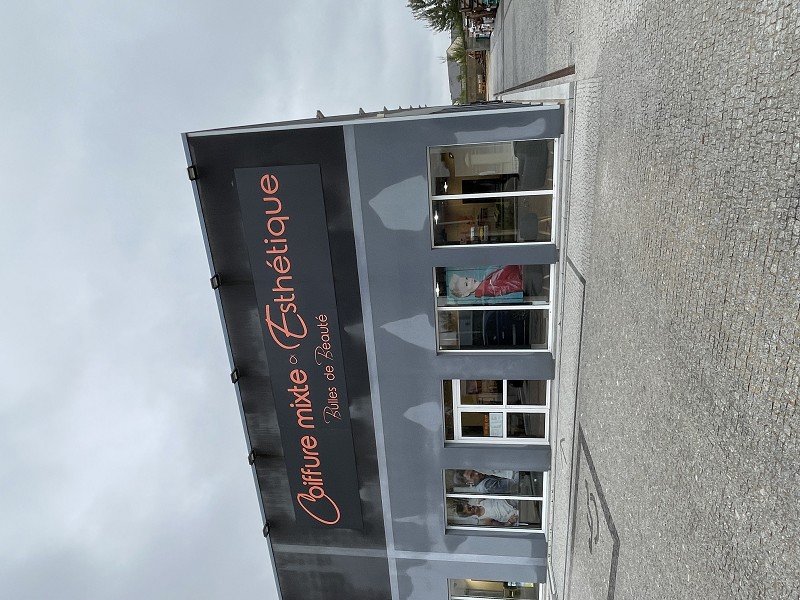 Agrandir la photo Salon de coiffure à vendre - 45 - Loiret